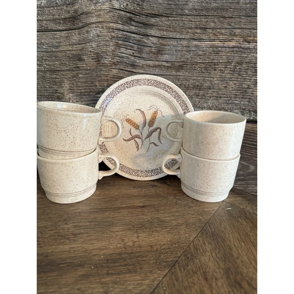 Homer Laughlin Homestead Dinnerware Wheat Stoneware ‎ Plate 4 Coffee Cups, Mugs
